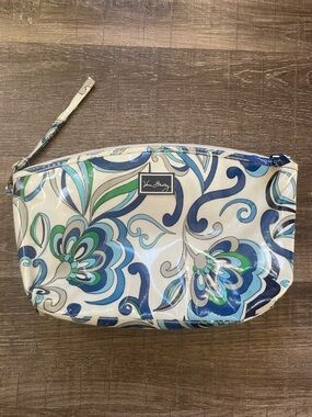 Vera Bradley Mediterranean Blue Vinyl Cosmetic Pouch. Retired pattern